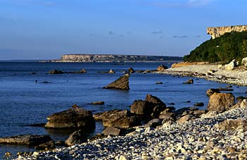 Bild på Lilla Karlsö sedd från Storra Karlsö